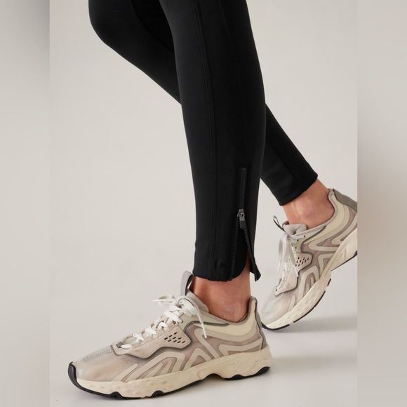 Athleta Delancey Skyline Tight // Black - Picture 6 of 13